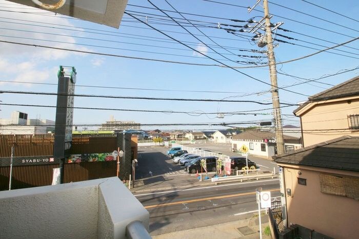 物件内観写真22　(室内からの展望)