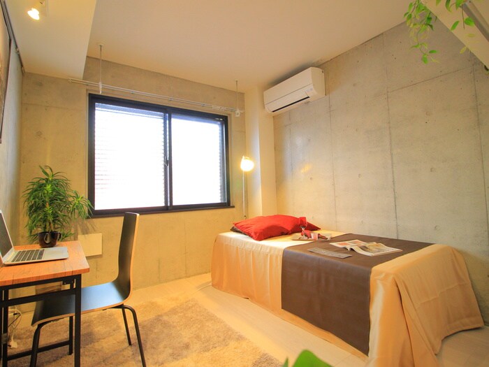 物件内観写真8　(居室)