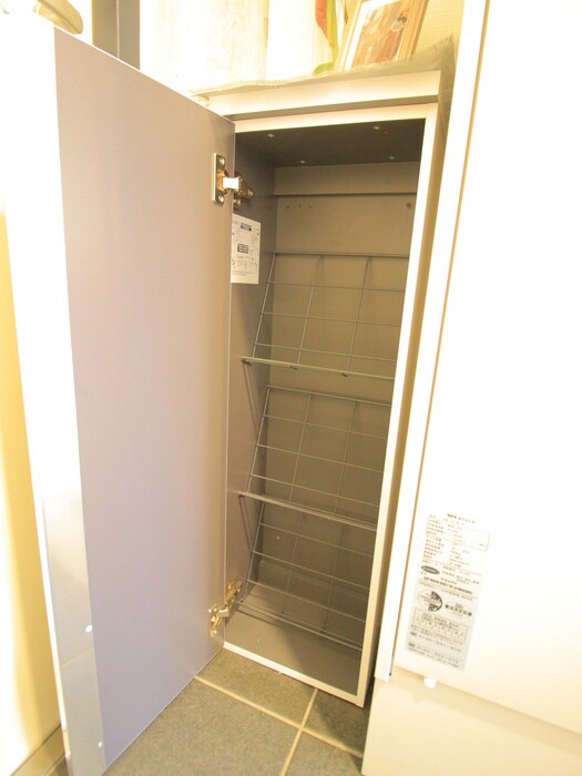 物件内観写真16　(靴箱)