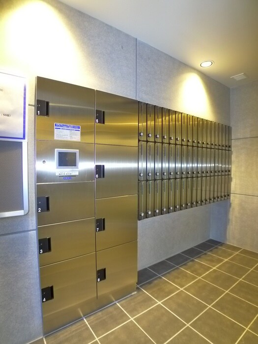 物件外観写真4　(建物設備)