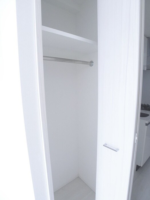 物件内観写真11　(収納)