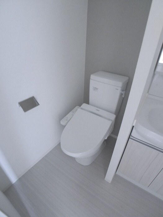 物件内観写真15　(トイレ)