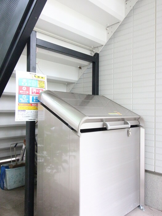 物件外観写真6　(建物設備)