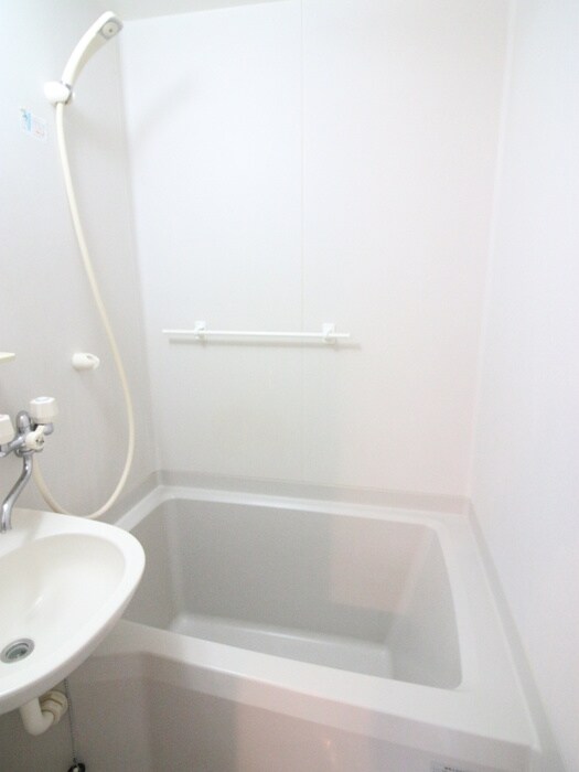 物件内観写真12　(バス／シャワールーム等)