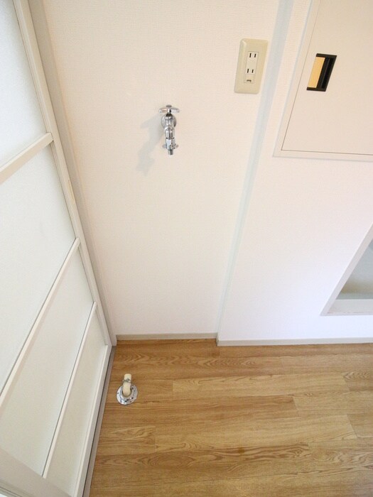 物件内観写真17　(洗濯機置場)