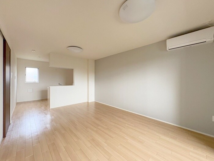 物件内観写真7　(居室)