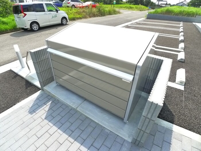 物件外観写真6　(建物設備)