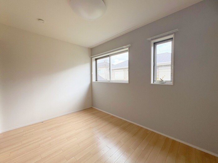 物件内観写真10　(居室)