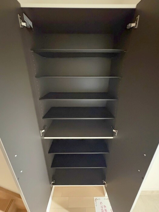 物件内観写真17　(靴箱)