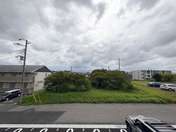 物件内観写真22　(室内からの展望)