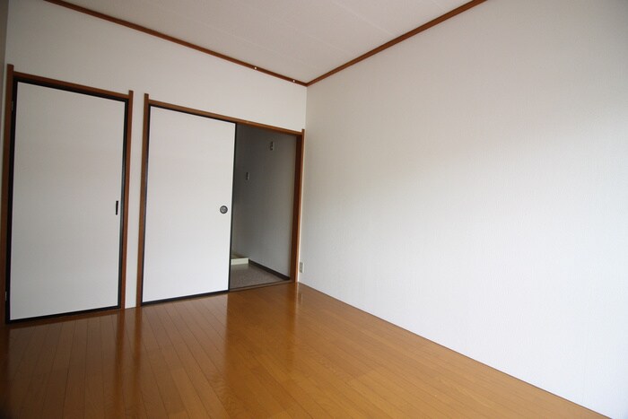 物件内観写真14　(居室)