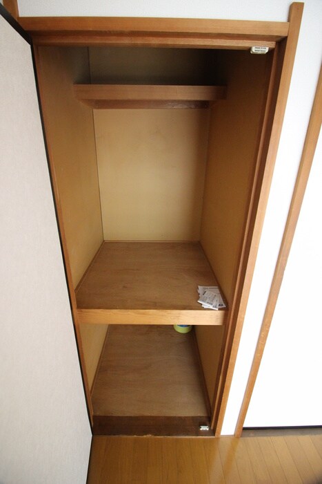 物件内観写真18　(収納)
