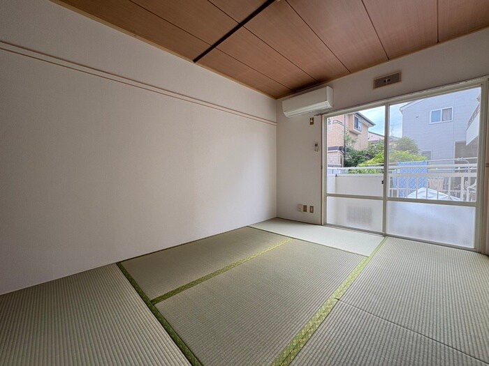 物件内観写真8　(居室)