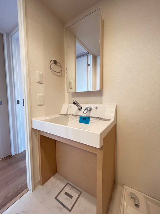 物件内観写真11　(洗面)