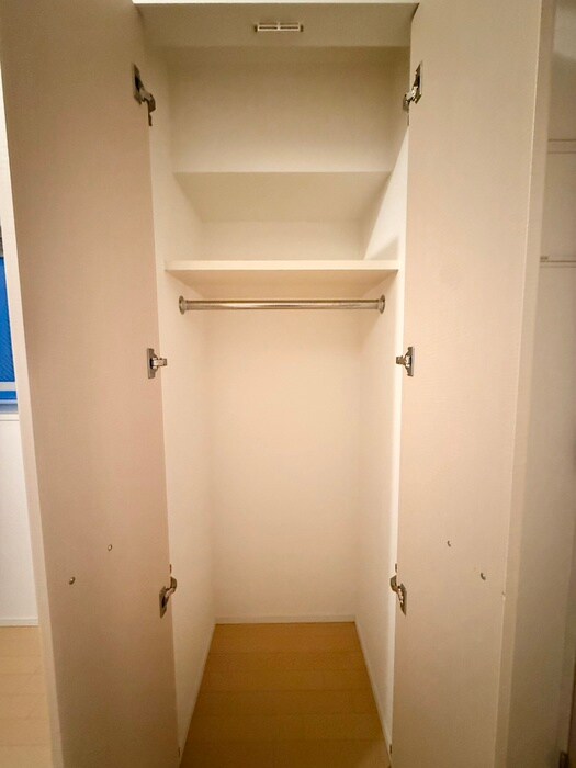 物件内観写真13　(収納)