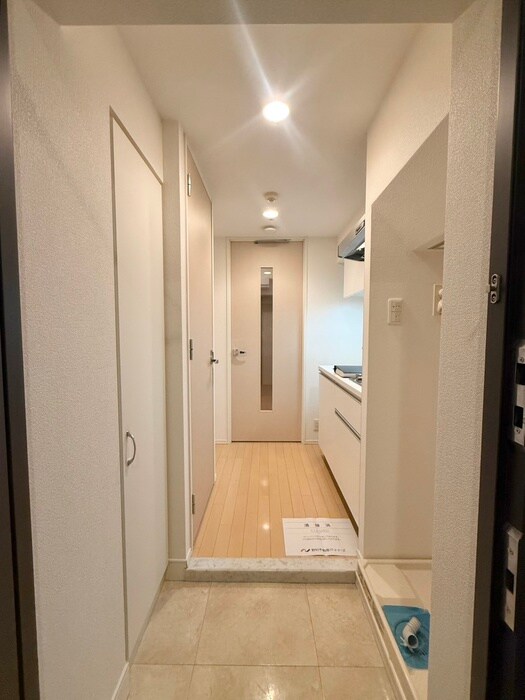 物件内観写真14　(玄関)