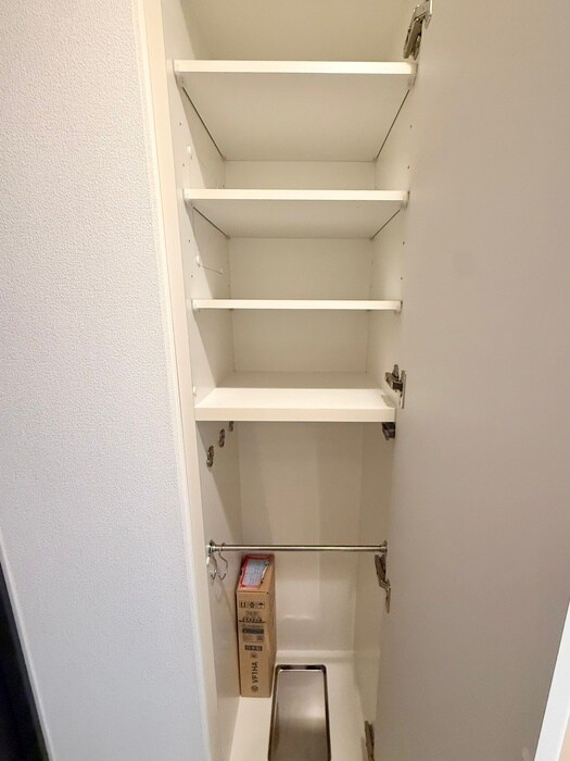 物件内観写真16　(靴箱)