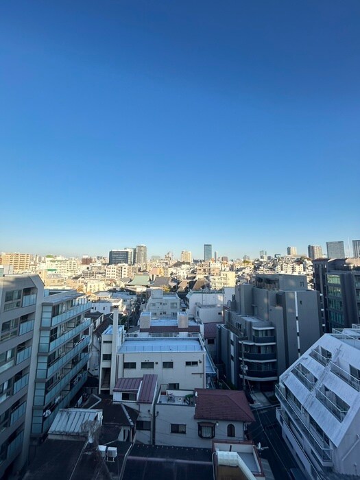 物件内観写真16　(室内からの展望)