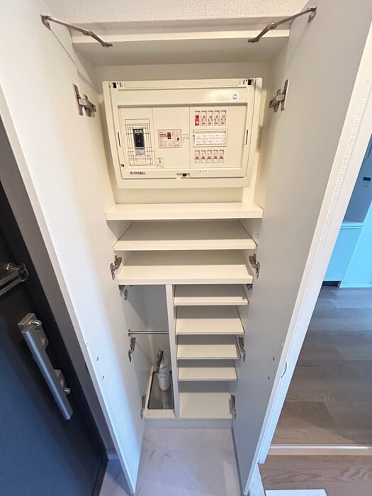 物件内観写真18　(靴箱)