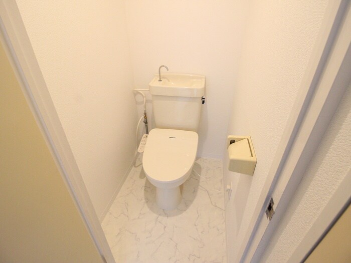 物件内観写真15　(トイレ)