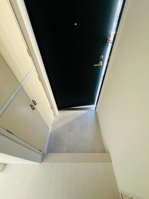 物件内観写真17　(玄関)