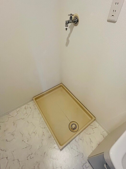 物件内観写真21　(洗濯機置場)