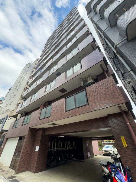 サントーア西日暮里（301）外観写真