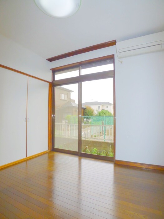 物件内観写真6　(居室)