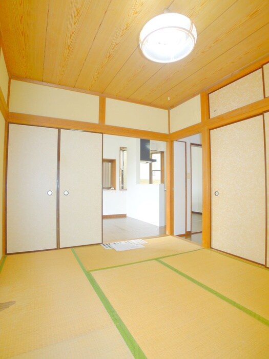 物件内観写真7　(居室)