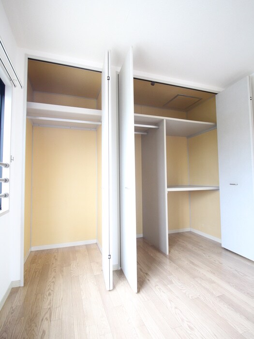 物件内観写真13　(収納)