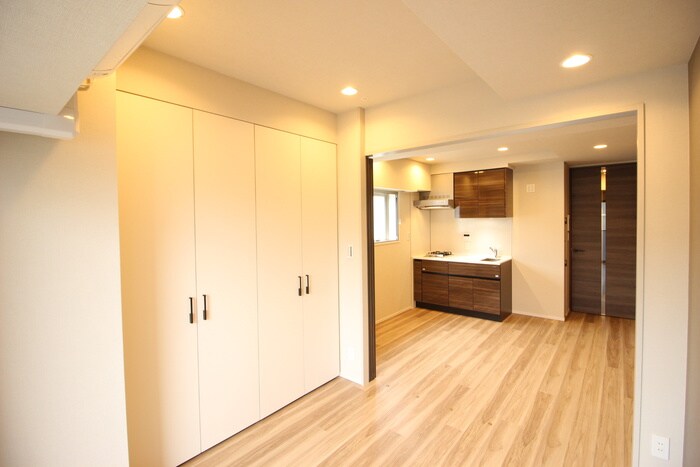 物件内観写真9　(居室)