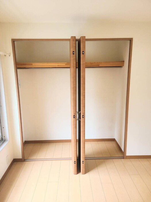 物件内観写真11　(収納)