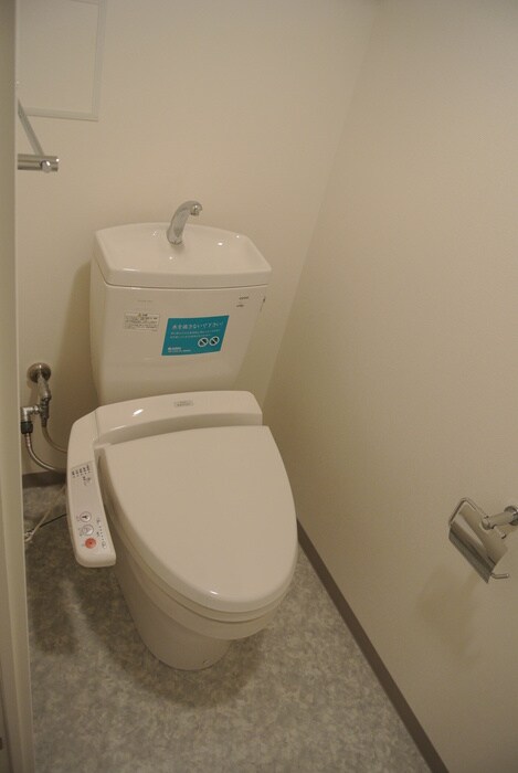 物件内観写真13　(トイレ)