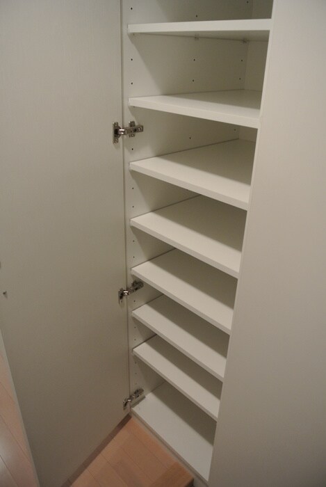 物件内観写真15　(靴箱)