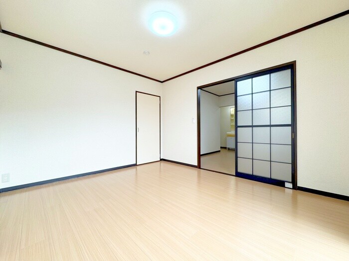 物件内観写真7　(居室)