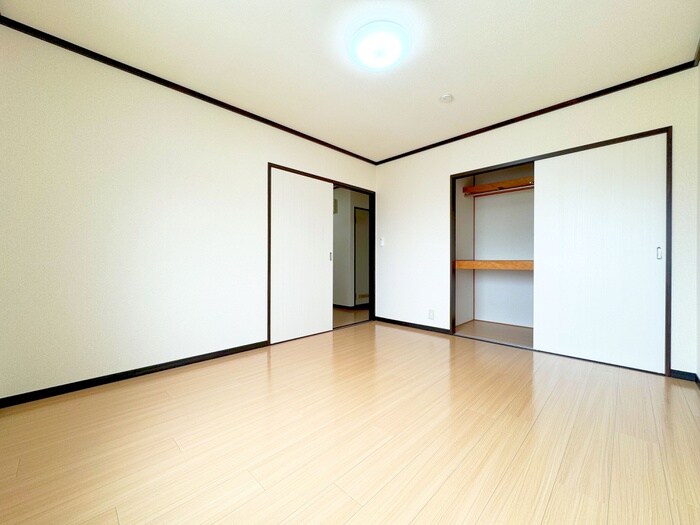 物件内観写真8　(内観写真)