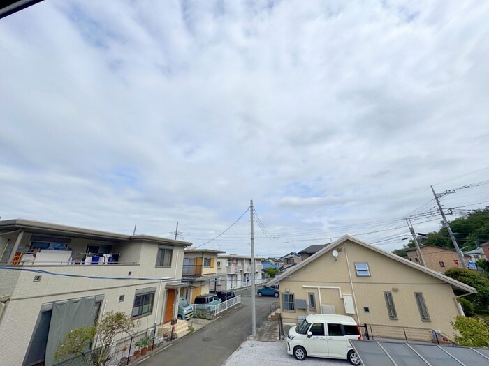 物件内観写真18　(室内からの展望)