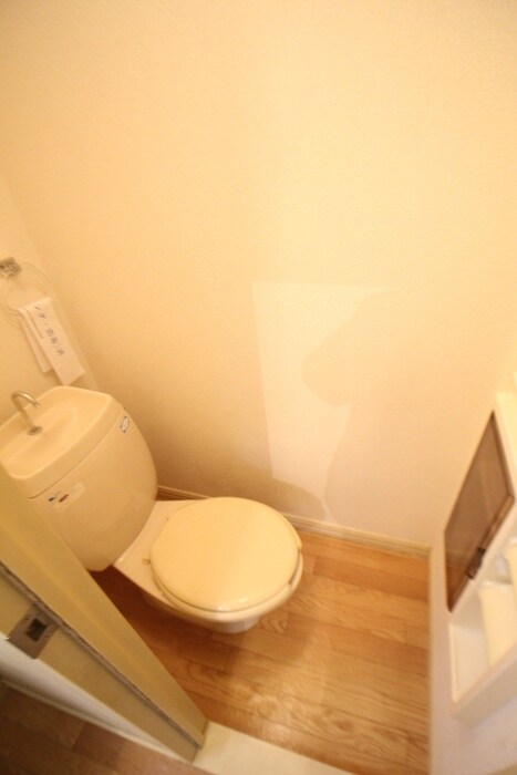 物件内観写真10　(トイレ)