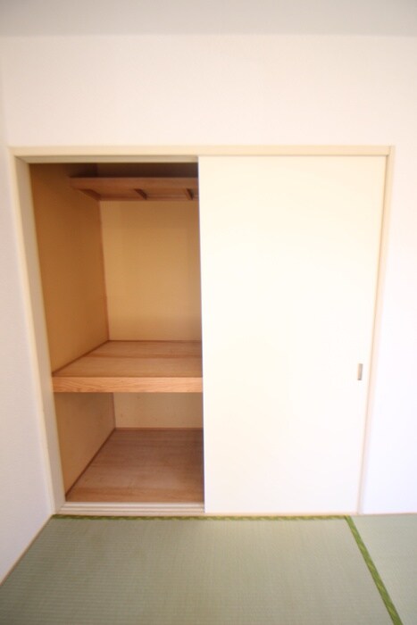 物件内観写真13　(収納)