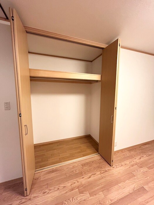 物件内観写真7　(収納)