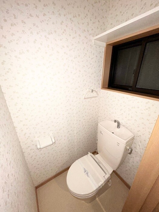 物件内観写真10　(トイレ)