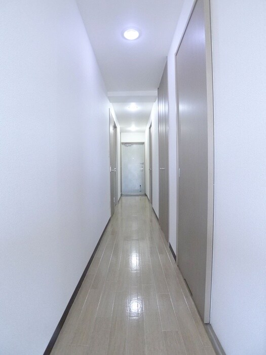 物件内観写真18　(廊下)
