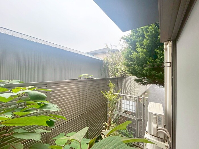 物件内観写真19　(室内からの展望)