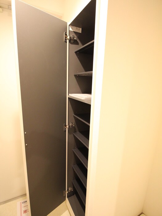 物件内観写真17　(靴箱)