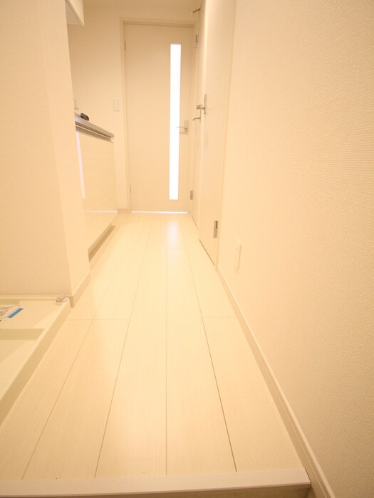 物件内観写真21　(廊下)