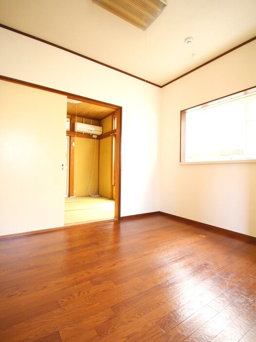 物件内観写真5　(居室)