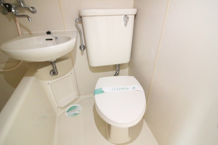 物件内観写真14　(トイレ)