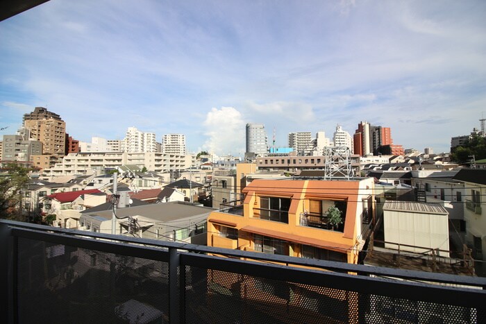 物件内観写真16　(室内からの展望)