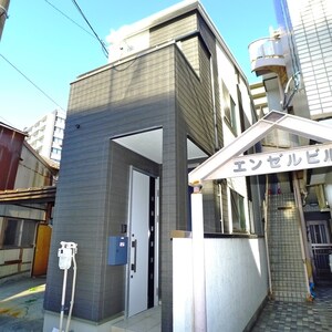 ひばりハウス外観写真