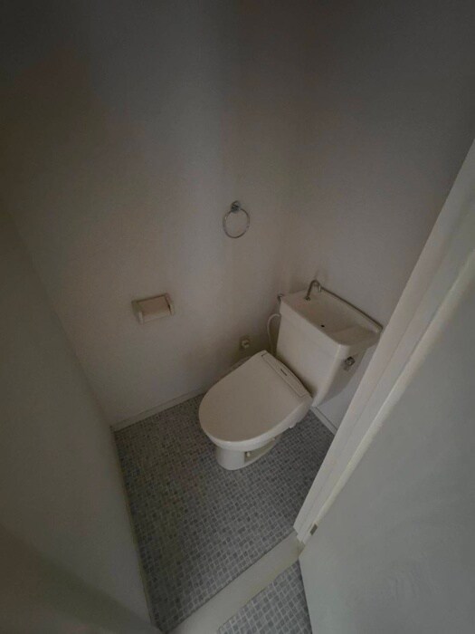 物件内観写真10　(トイレ)